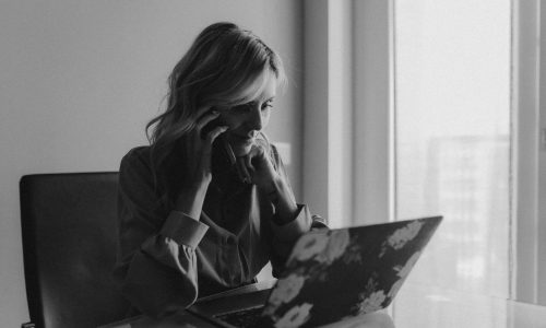 Novembre della gratitudine: allenare il cervello alle emozioni positive